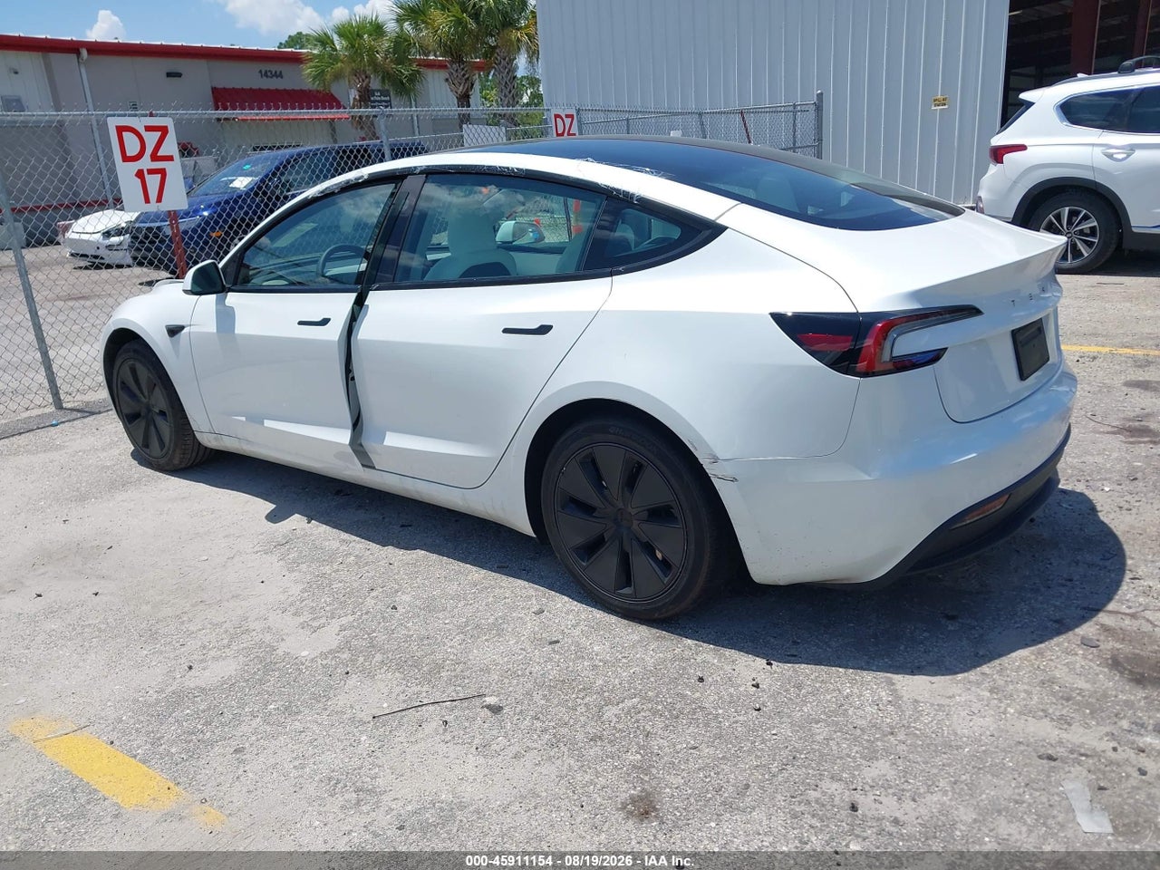 2025 TESLA MODEL 3 LONG RANGE REAR-WHEEL DRIVE/STANDARD REAR-WHEEL DRIVE · 3/9