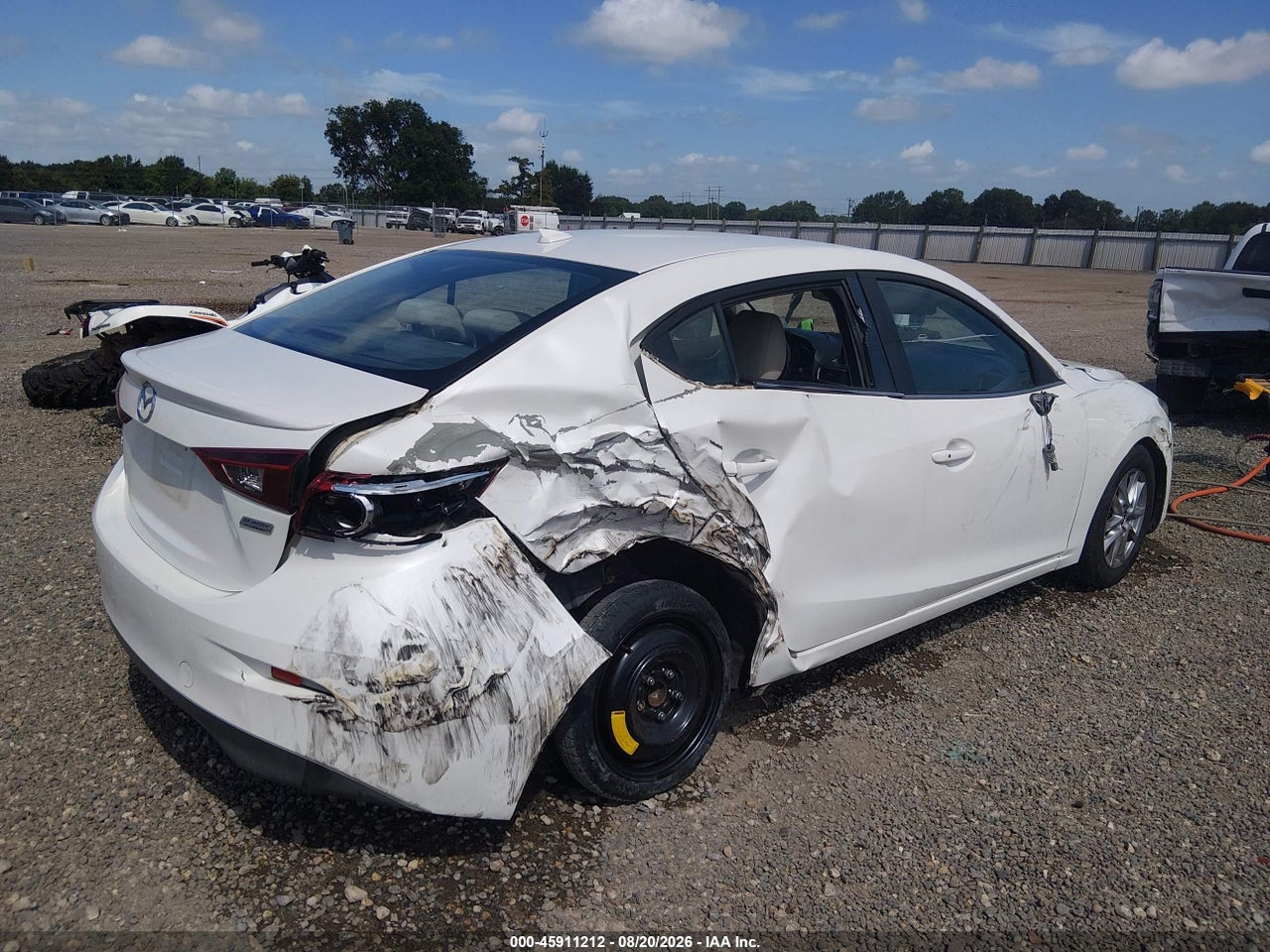 2014 MAZDA MAZDA3 I TOURING · 6/11