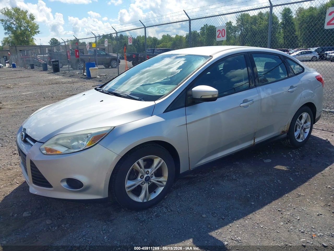 2013 FORD FOCUS SE · 2/11