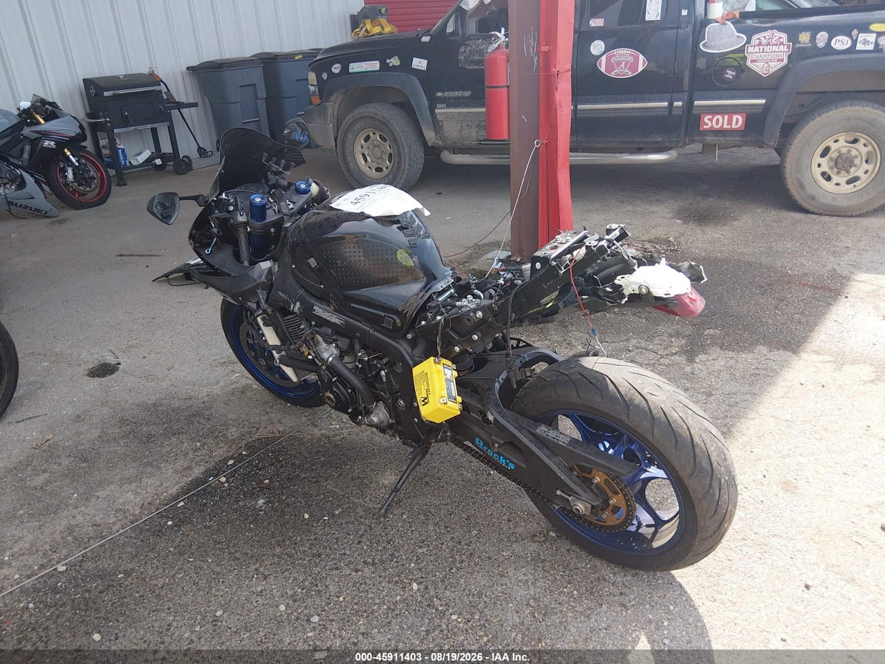 2017 SUZUKI GSX-R1000 R · 3/11