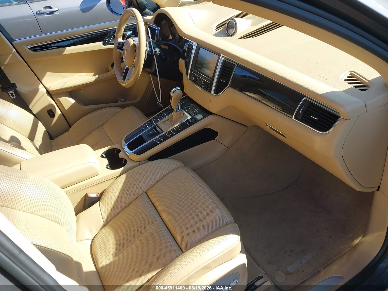 2016 PORSCHE MACAN S · 5/11