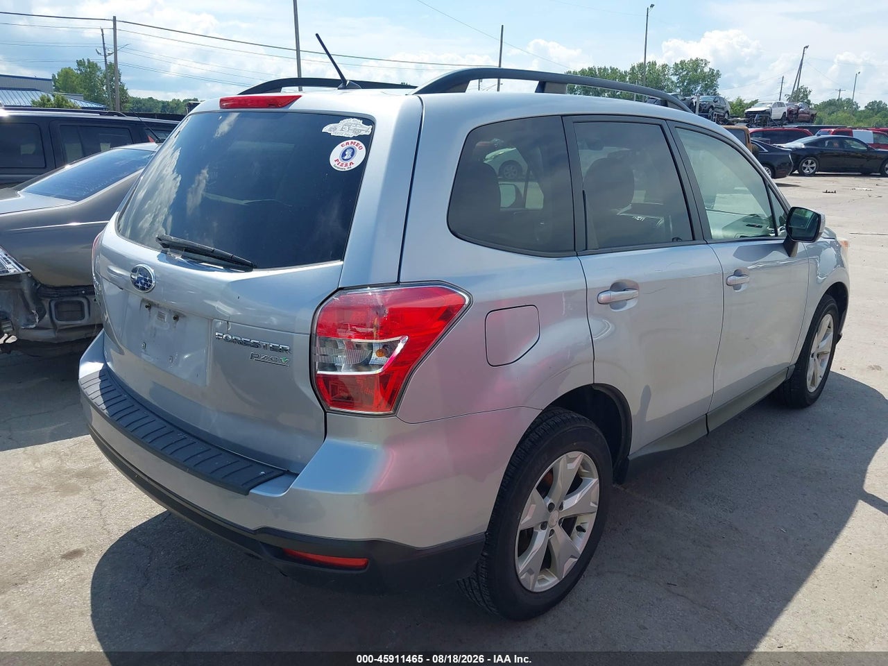 2015 SUBARU FORESTER 2.5I PREMIUM · 4/11