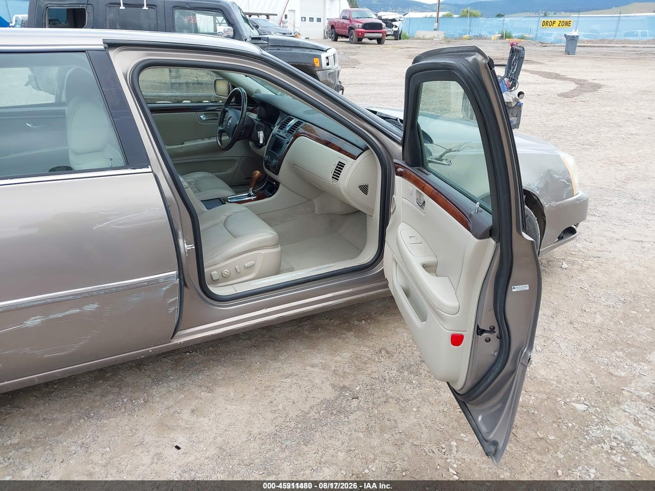 2007 CADILLAC DTS · 5/11
