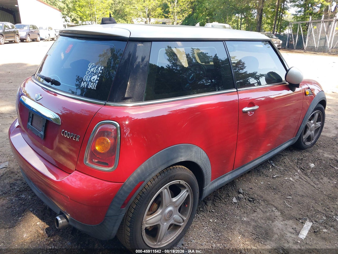 2008 MINI COOPER HARDTOP   · 4/11