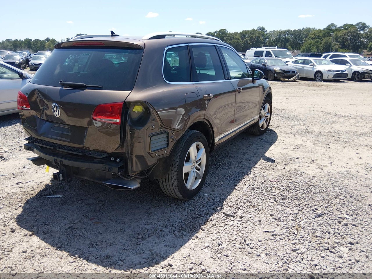 2014 VOLKSWAGEN TOUAREG TDI LUX · 4/8
