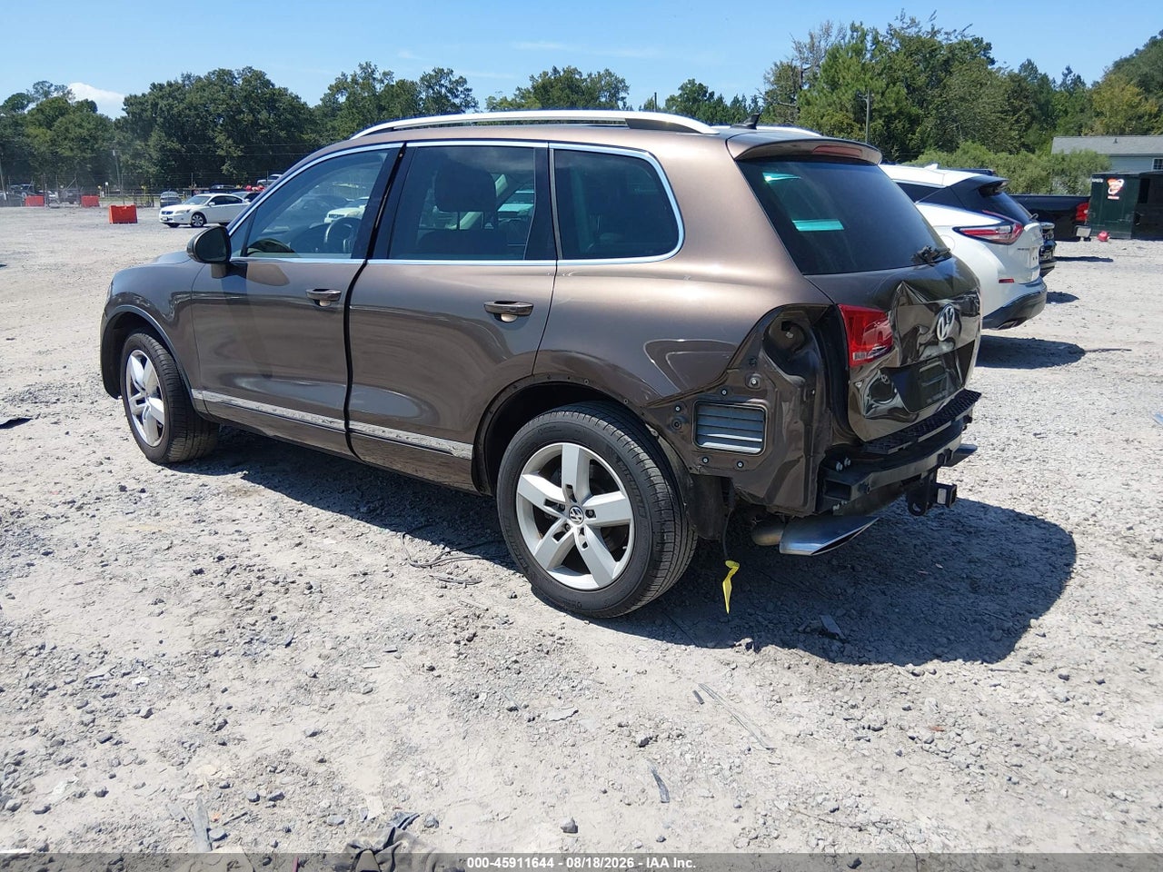 2014 VOLKSWAGEN TOUAREG TDI LUX · 3/8