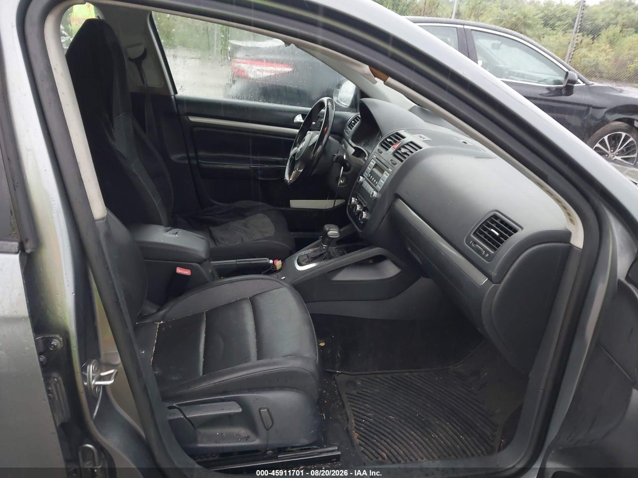 2010 VOLKSWAGEN JETTA LIMITED EDITION · 5/11