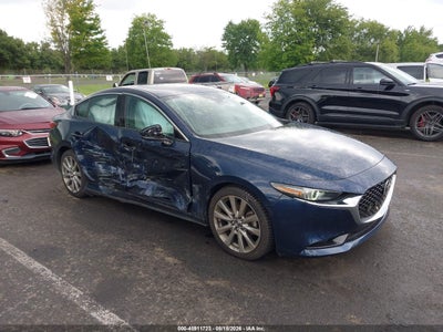 3MZBPBDL0NM****** · 2022 MAZDA MAZDA3 PREMIUM