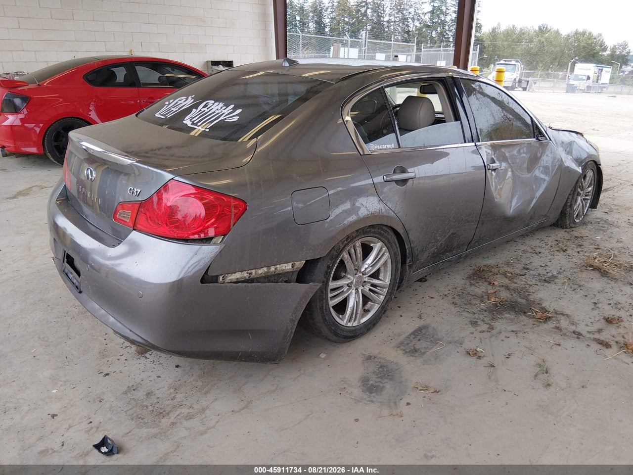 2010 INFINITI G37 JOURNEY · 4/11