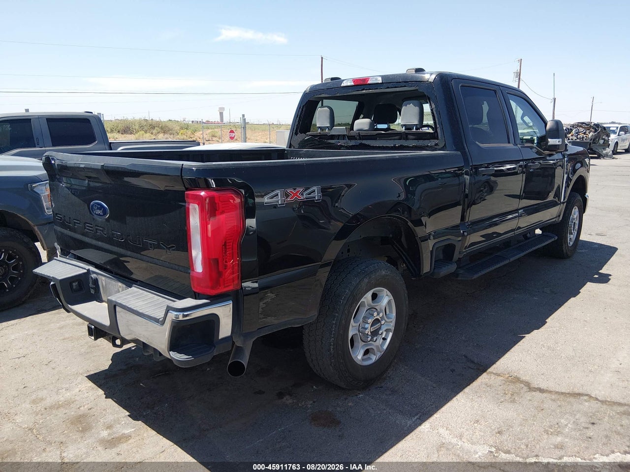 2025 FORD F-250 XLT · 4/11