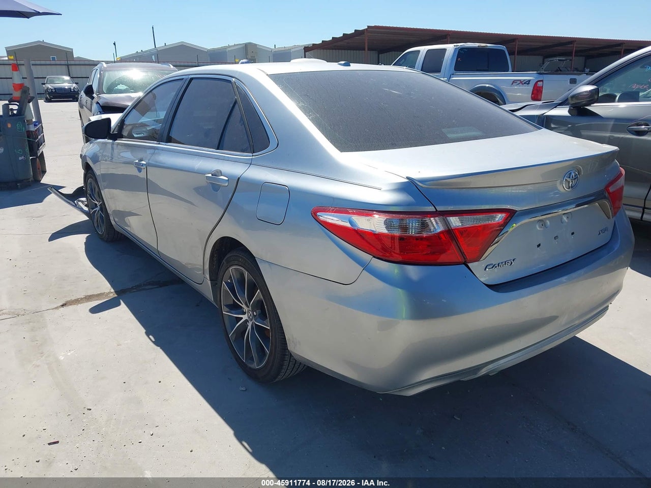 2016 TOYOTA CAMRY XSE · 3/11