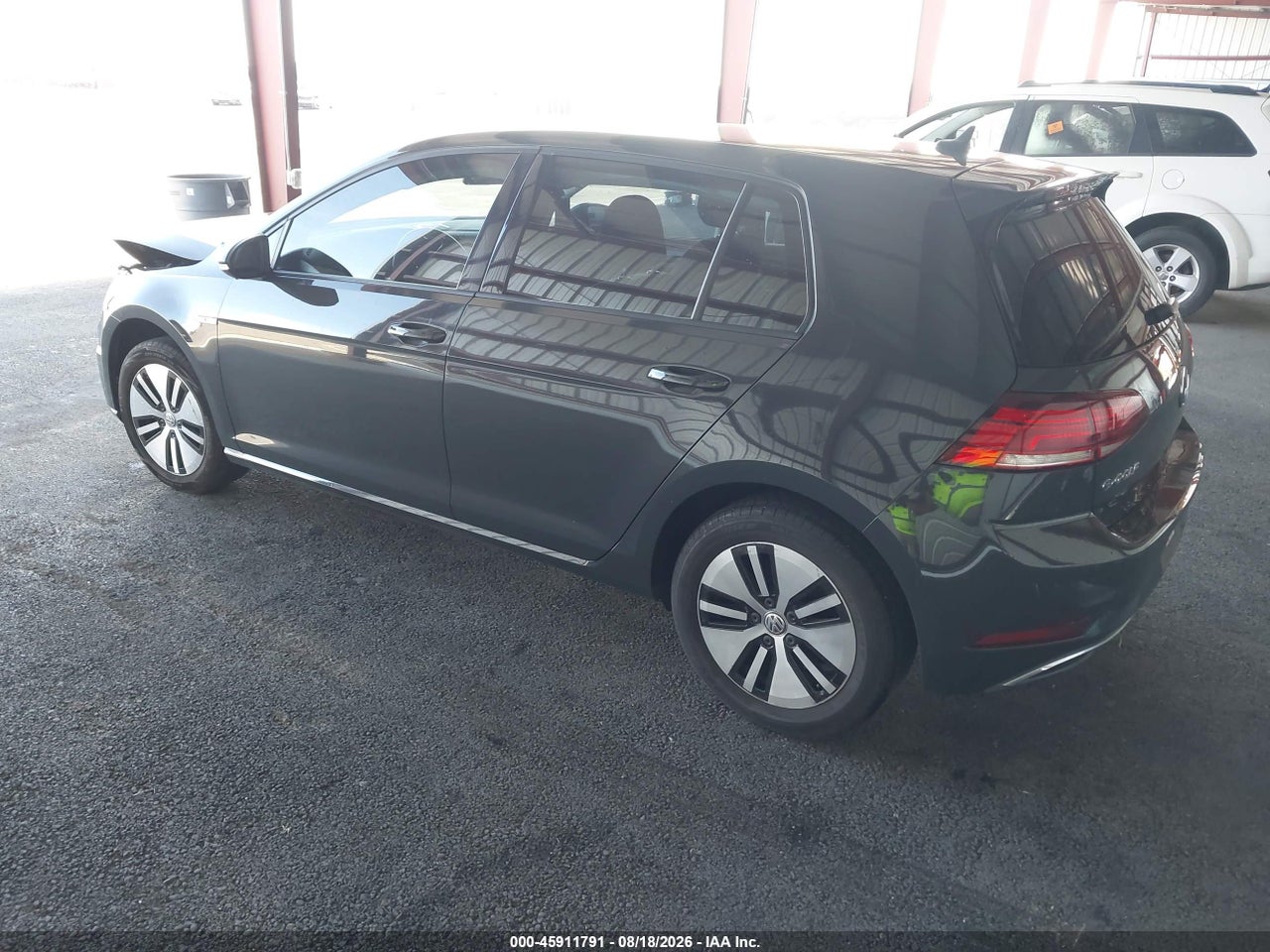 2019 VOLKSWAGEN E-GOLF SE · 3/11