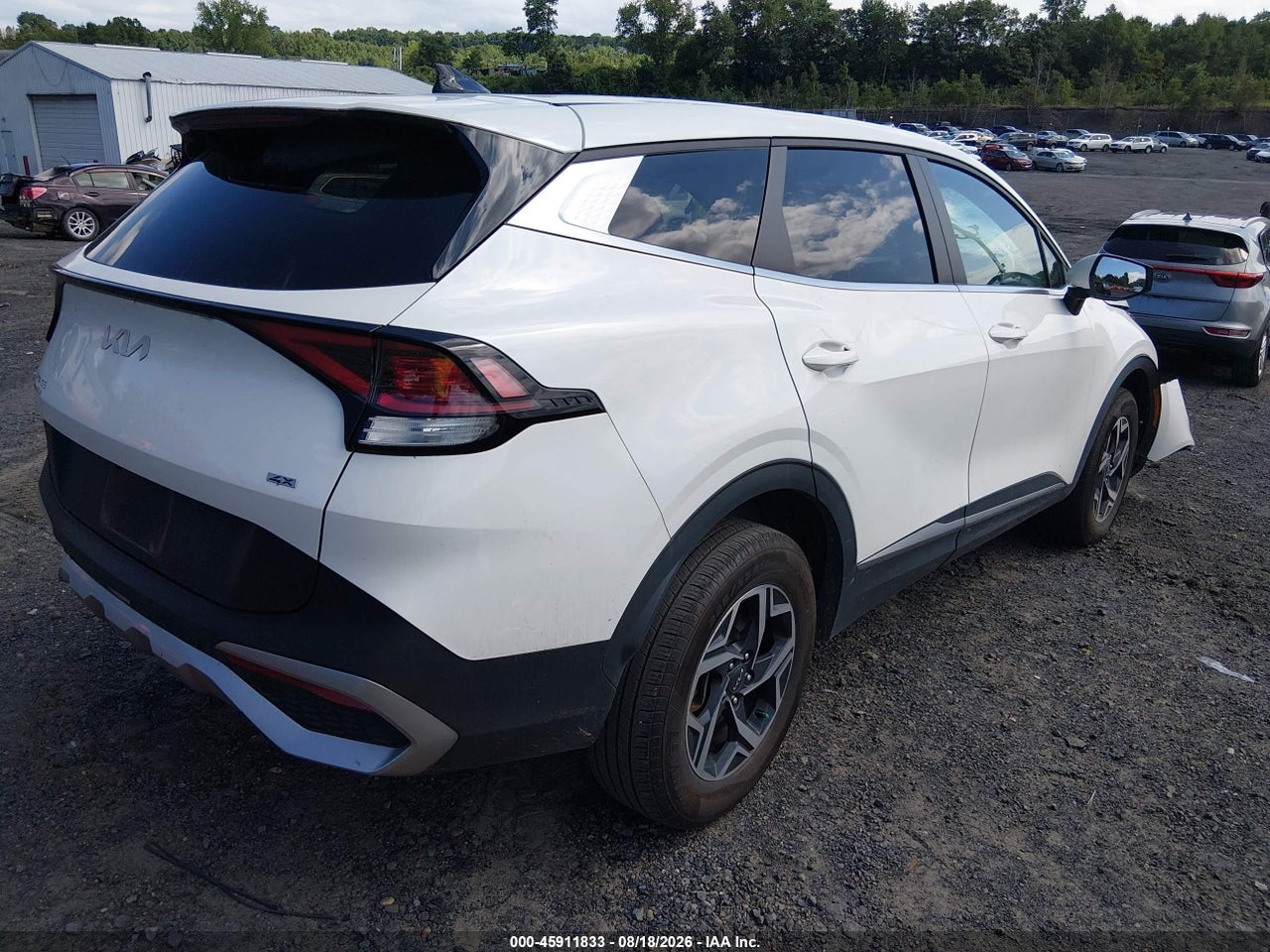 2024 KIA SPORTAGE LX · 4/11