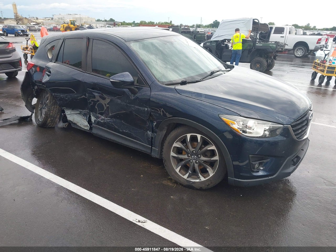 JM3KE4DYXG0****** · 2016 MAZDA CX-5 GRAND TOURING