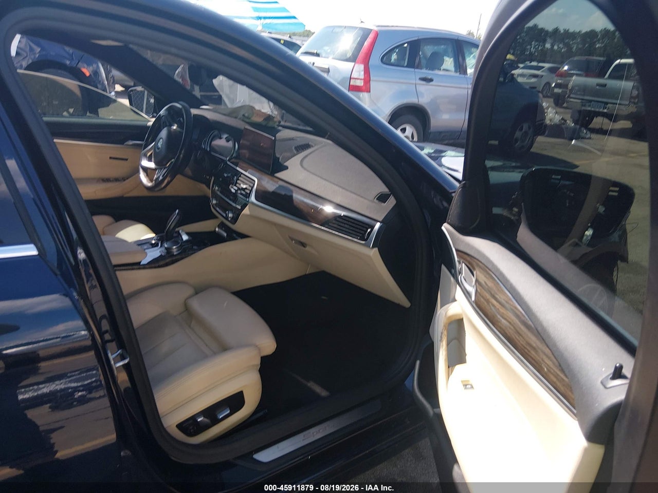 2019 BMW 530I · 5/11