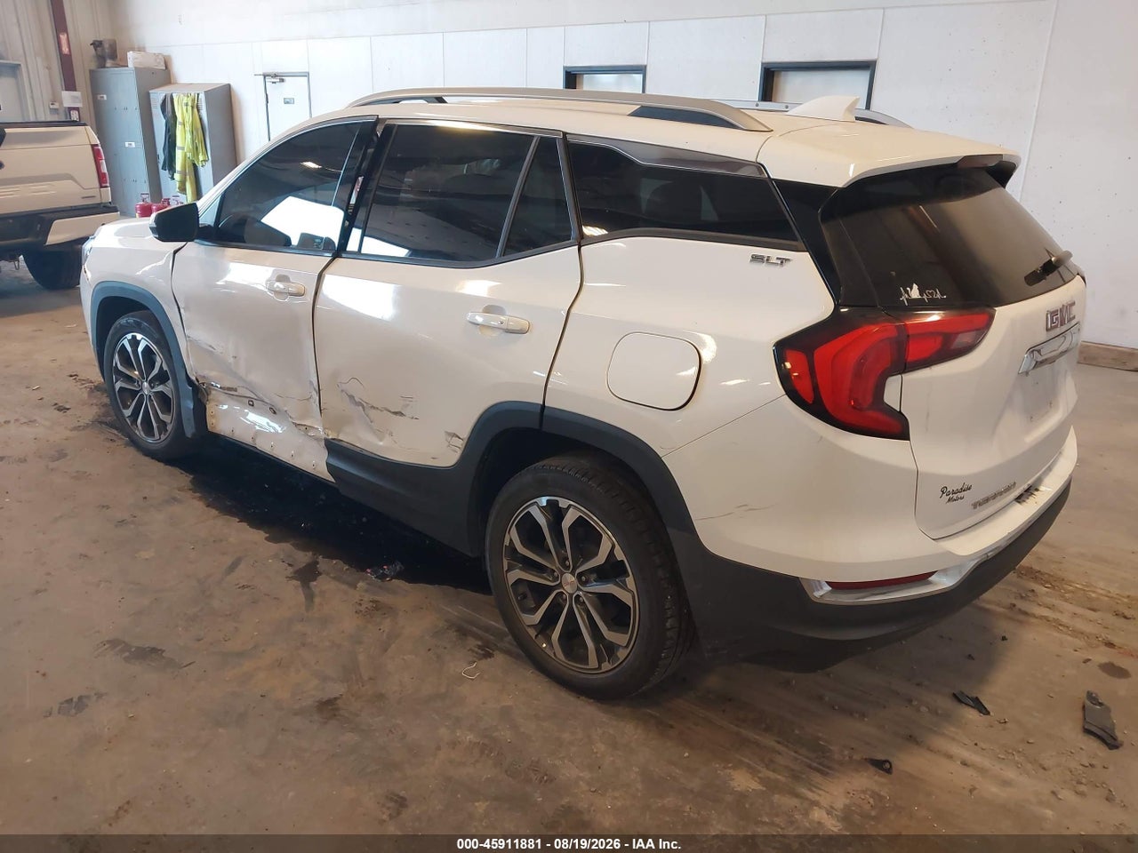 2019 GMC TERRAIN SLT · 3/11