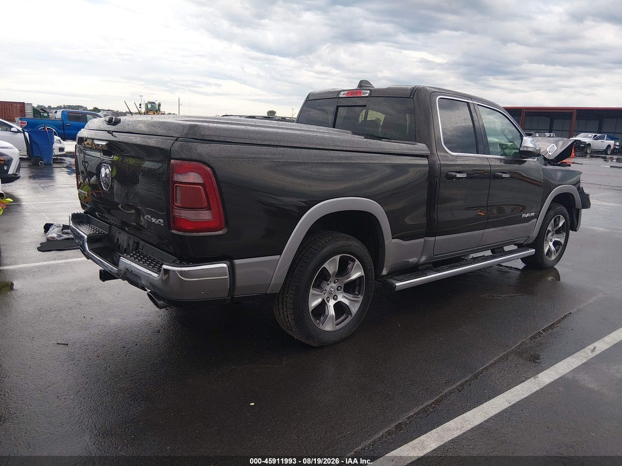 2019 RAM 1500 LARAMIE  4X4 6'4 BOX · 4/11