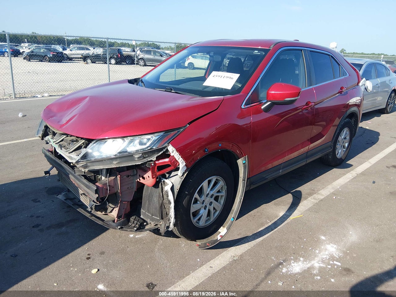 2019 MITSUBISHI ECLIPSE CROSS ES · 2/11