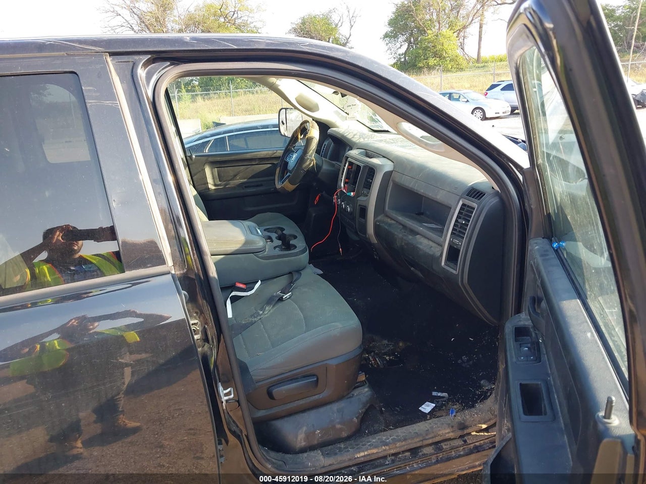 2015 RAM 1500 EXPRESS · 5/10
