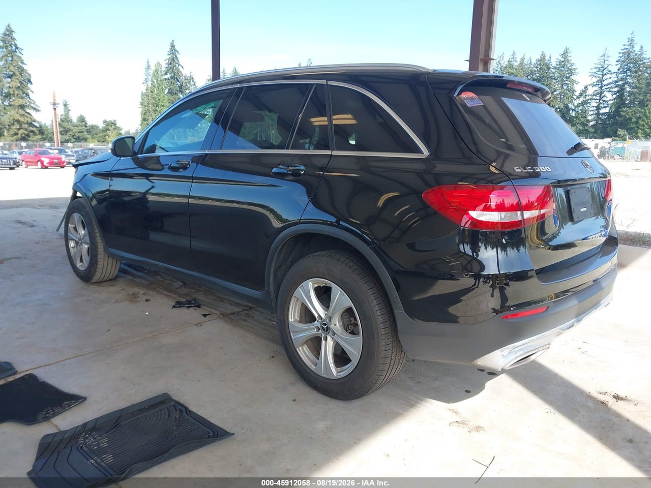 2018 MERCEDES-BENZ GLC 300   · 3/11