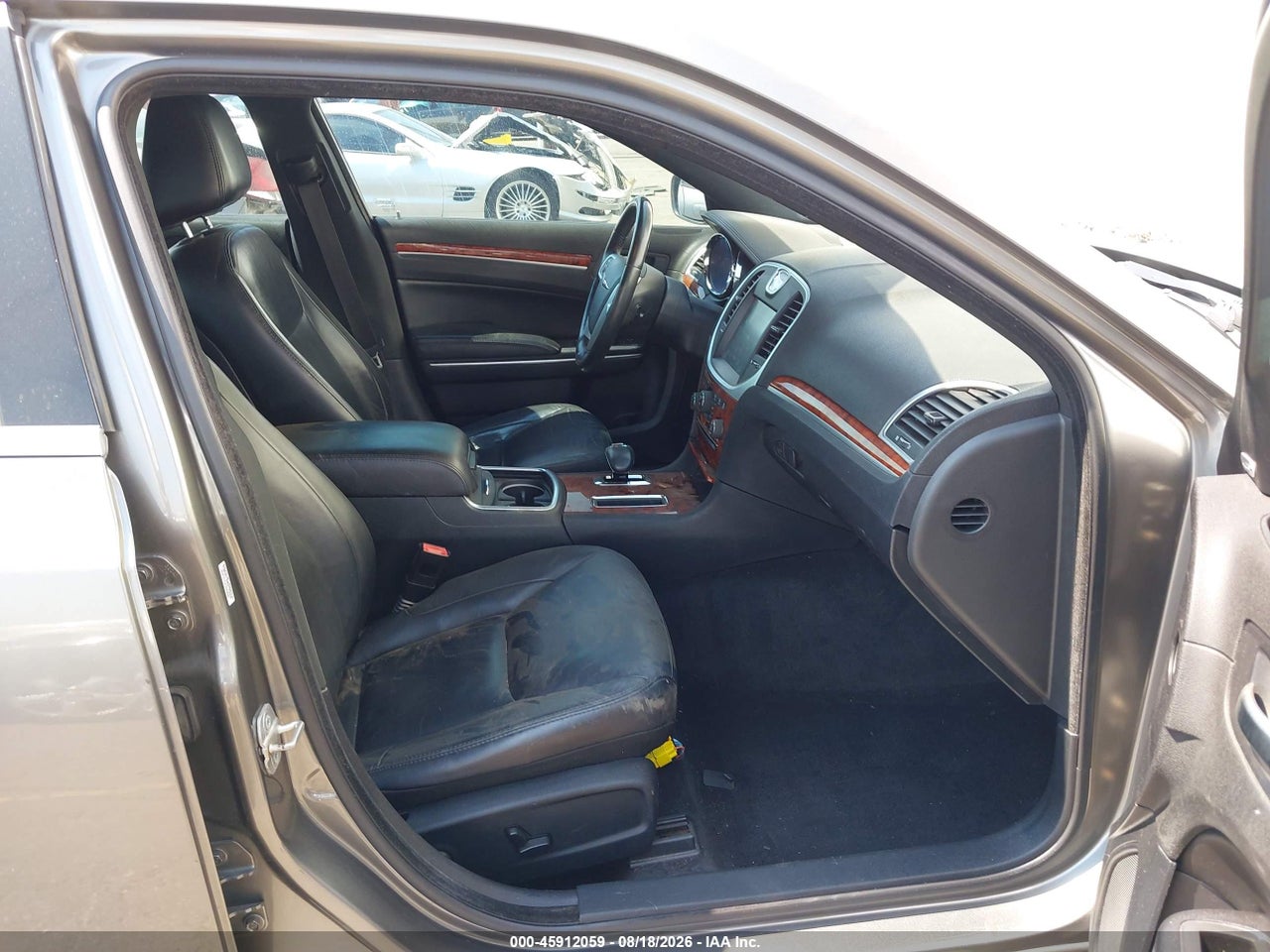 2012 CHRYSLER 300 LIMITED · 5/11