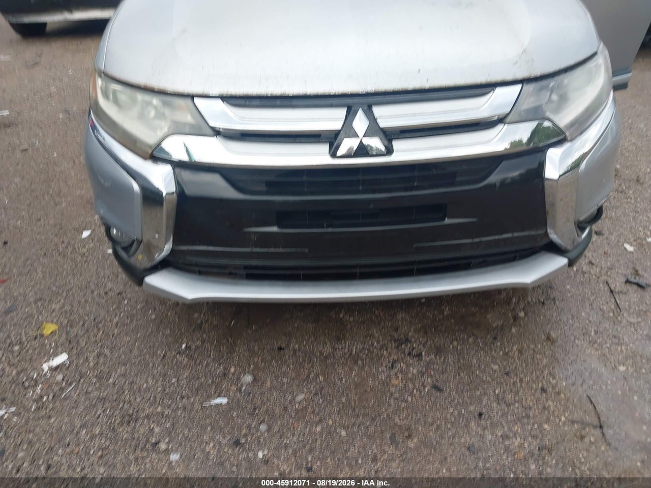 2016 MITSUBISHI OUTLANDER SE · 6/11