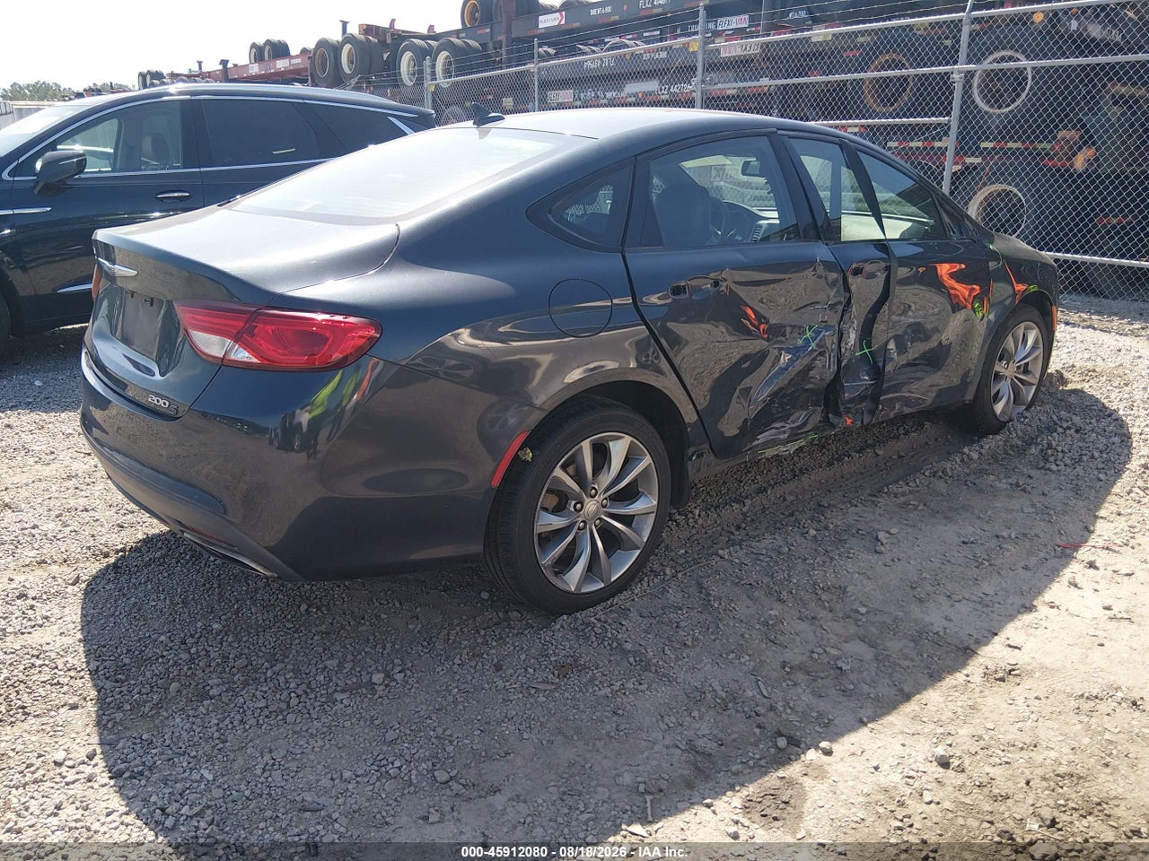 2016 CHRYSLER 200 S · 4/11