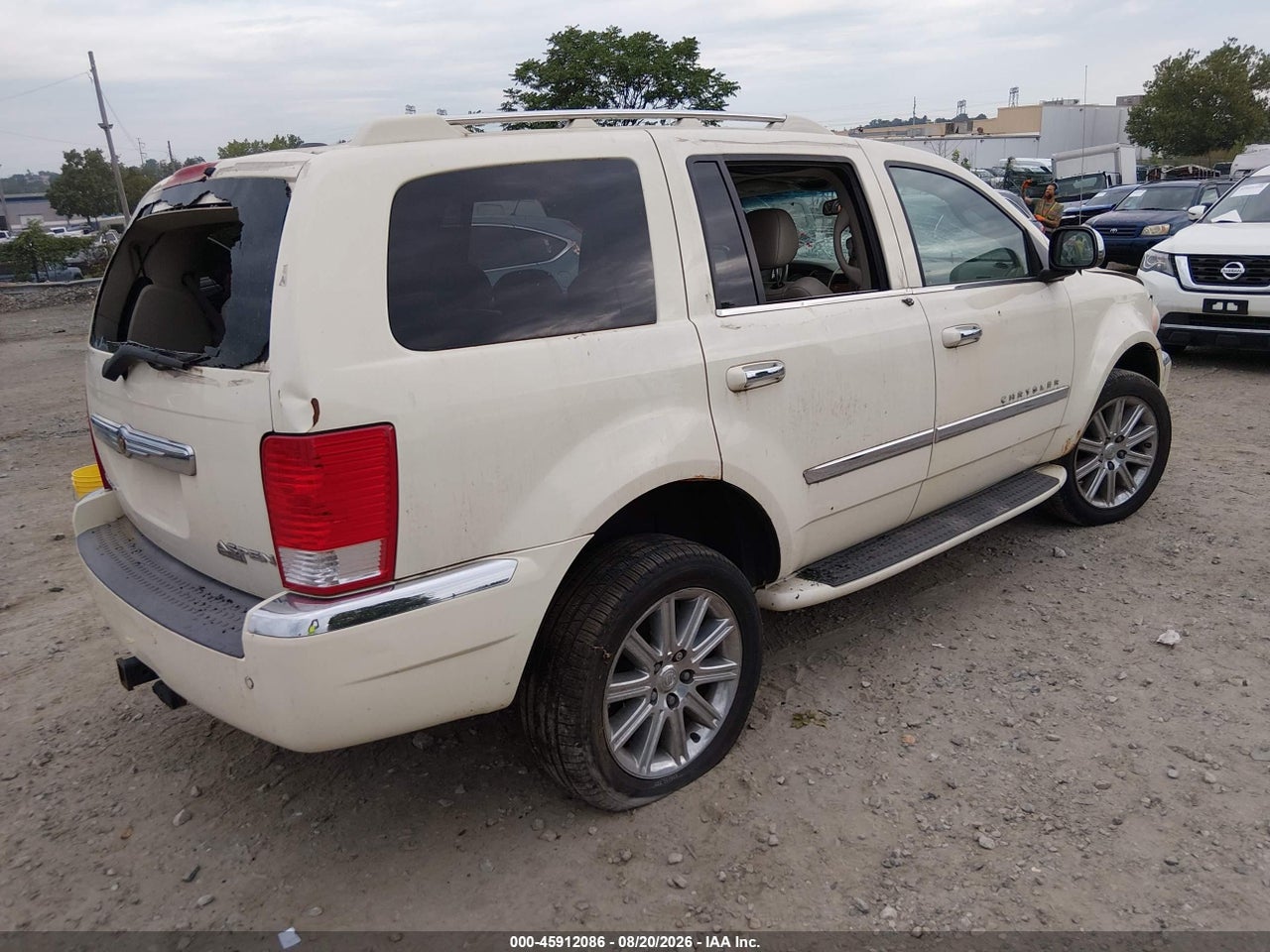 2009 CHRYSLER ASPEN LIMITED · 4/11