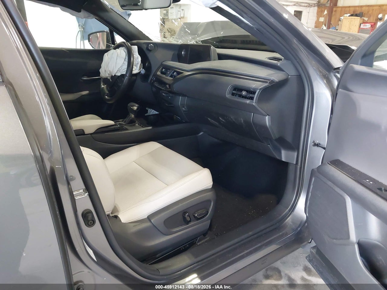 2021 LEXUS UX 250H · 5/11