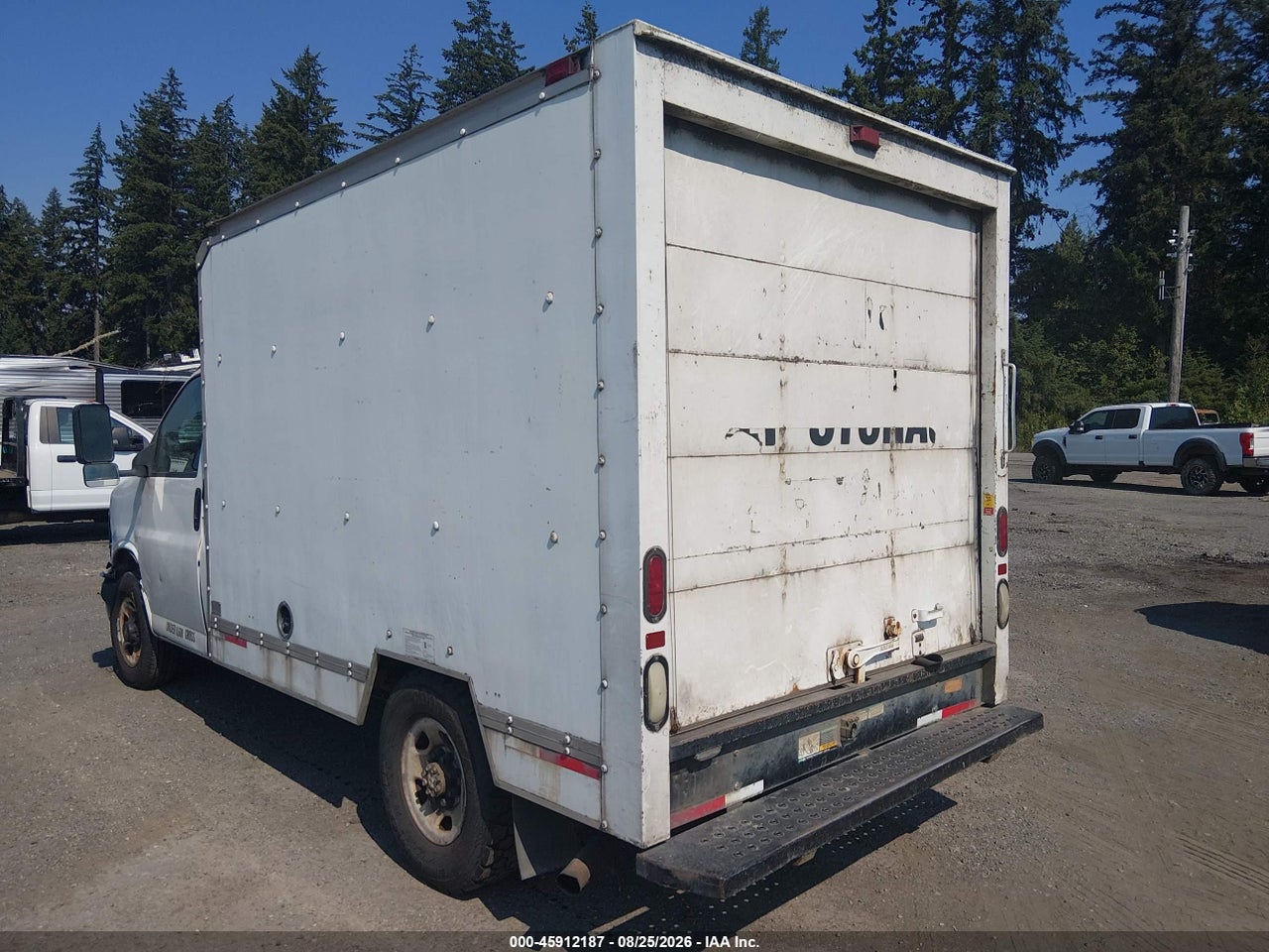 2003 GMC SAVANA CUTAWAY STANDARD · 3/4