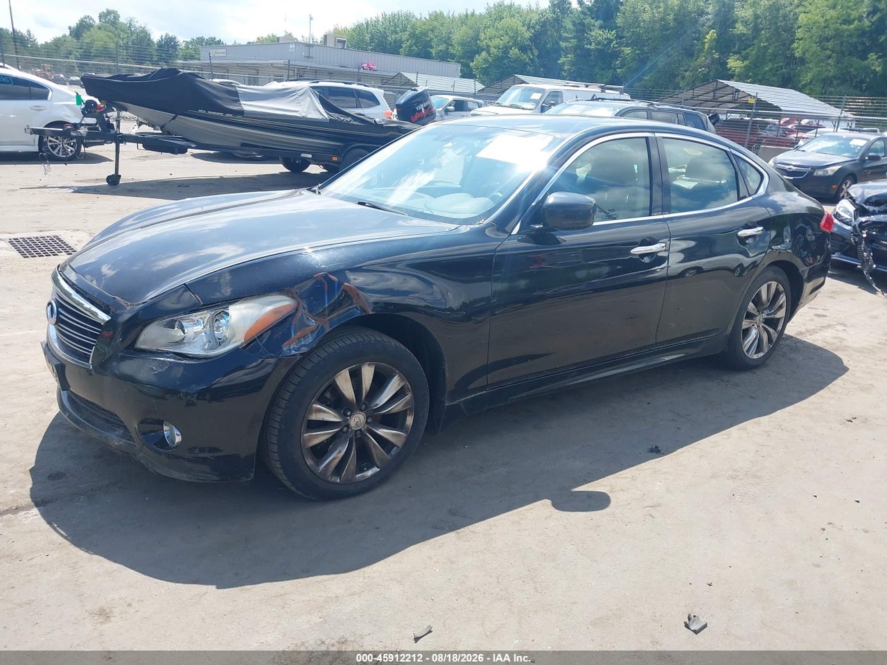 2013 INFINITI M37X   · 2/10