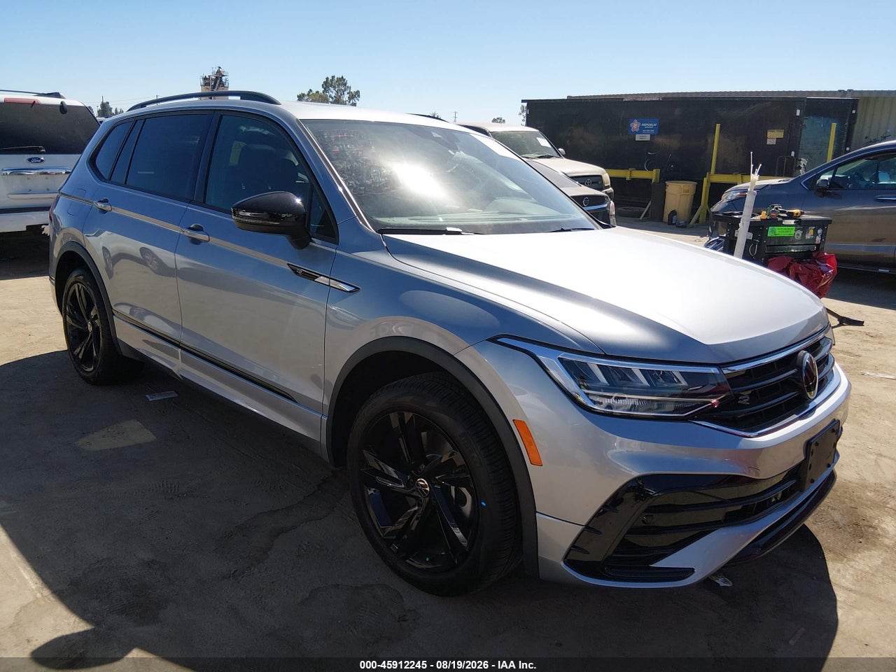 3VVCB7AX9RM****** · 2024 VOLKSWAGEN TIGUAN 2.0T SE R-LINE BLACK
