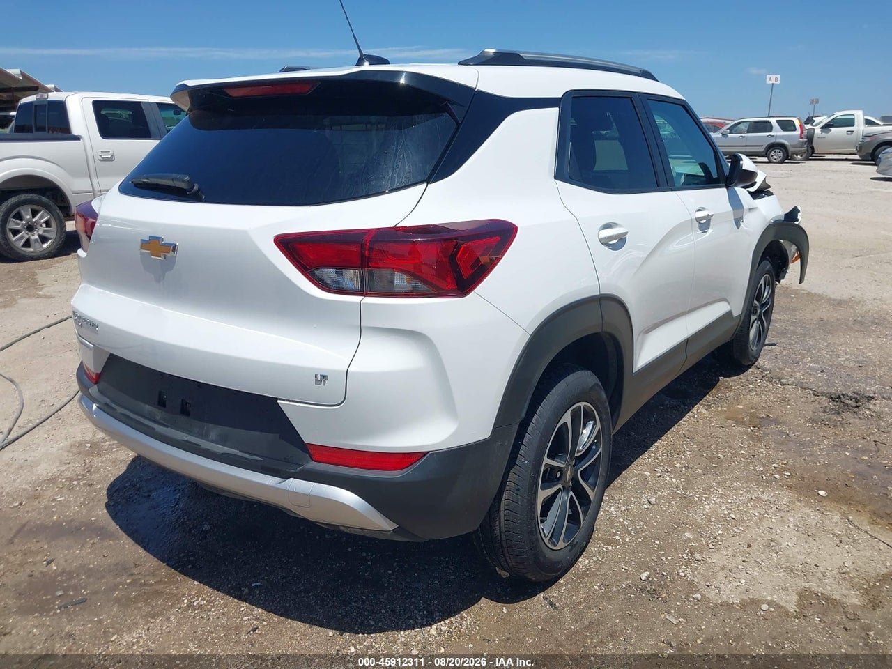 2026 CHEVROLET TRAILBLAZER AWD LT · 4/11