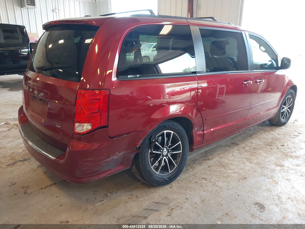 2015 DODGE GRAND CARAVAN R/T · 6/11