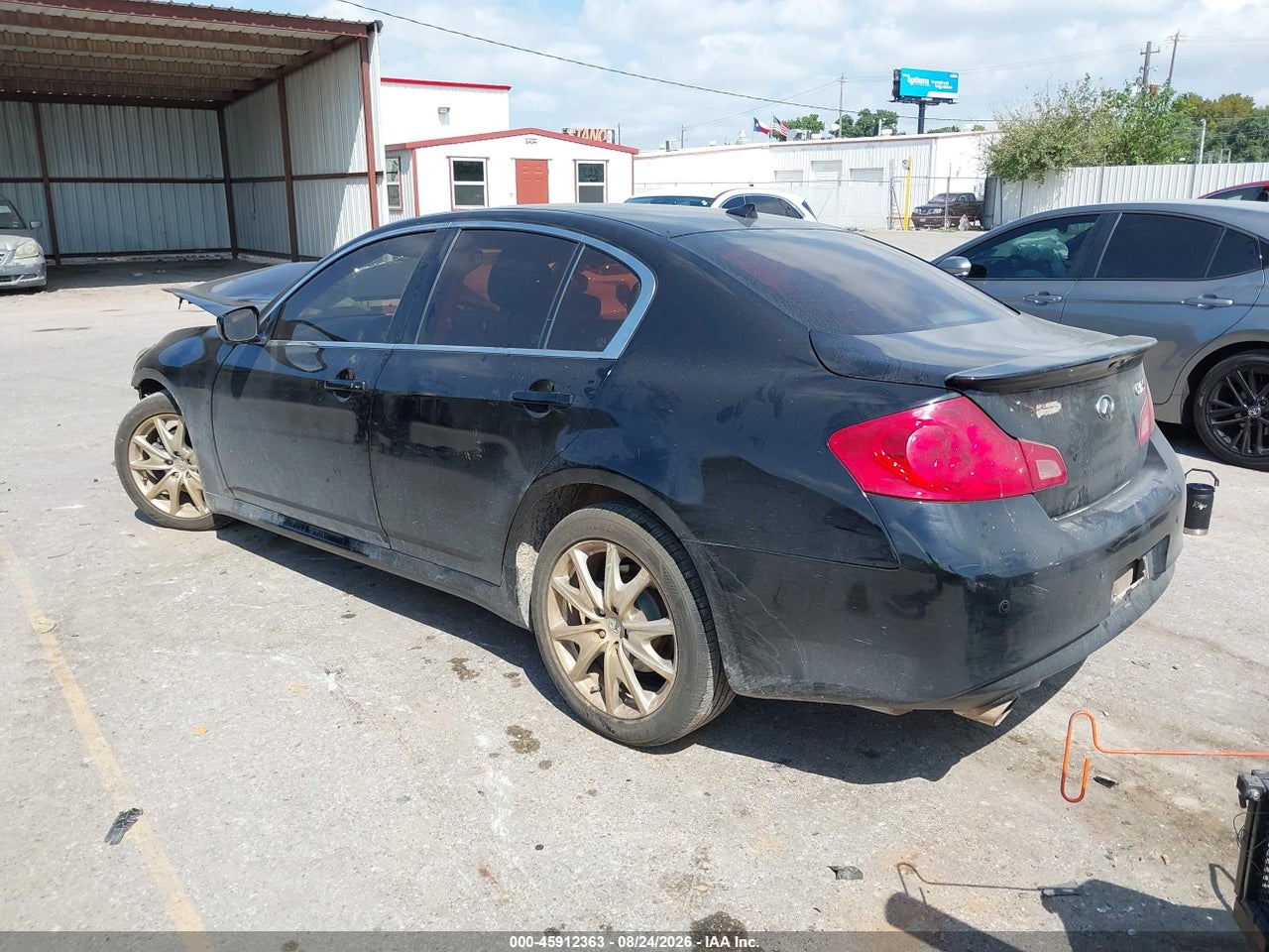 2012 INFINITI G37X · 3/11