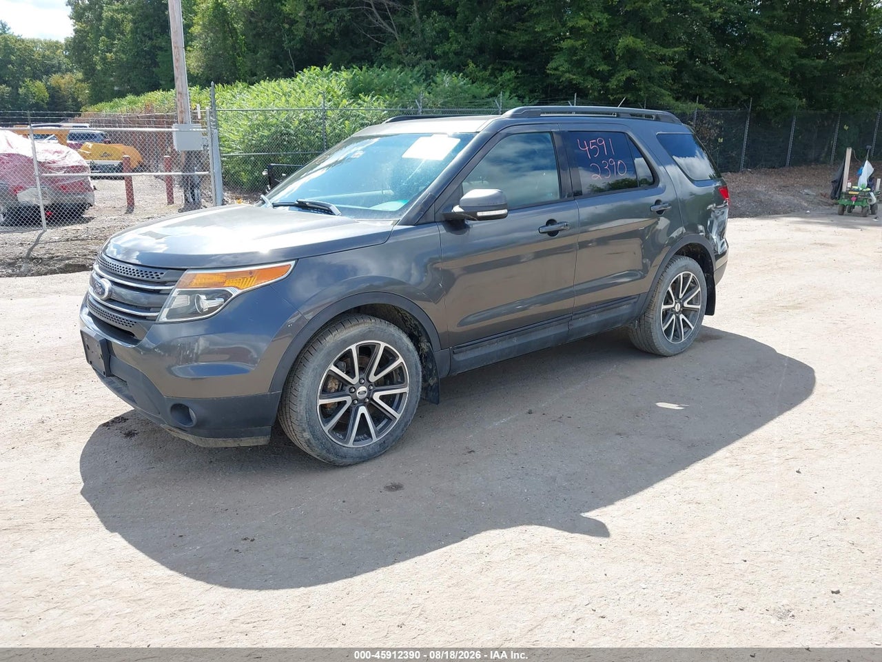 1FM5K8D85FG****** · 2015 FORD EXPLORER XLT · 2/11