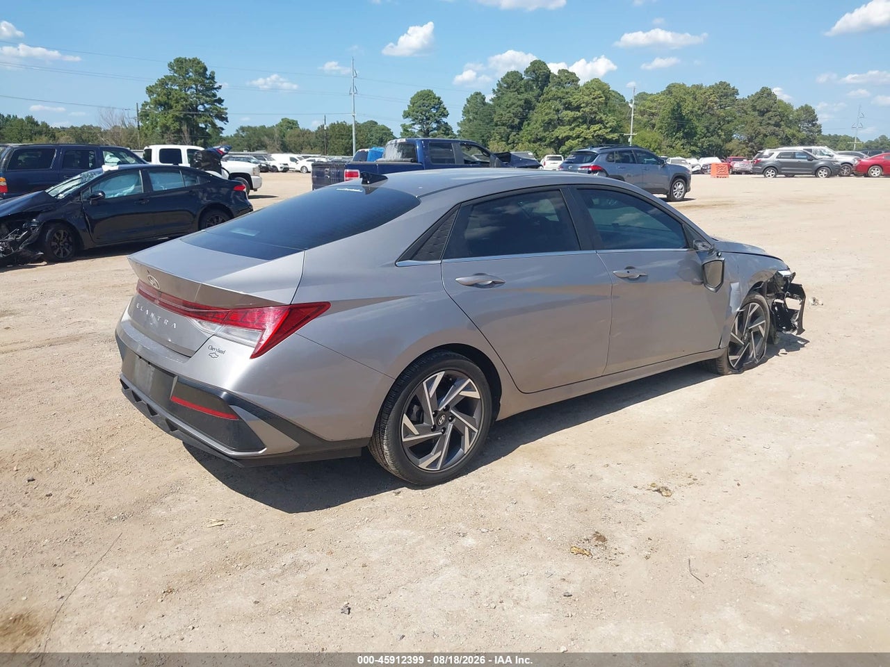 2025 HYUNDAI ELANTRA SEL CONVENIENCE · 4/11