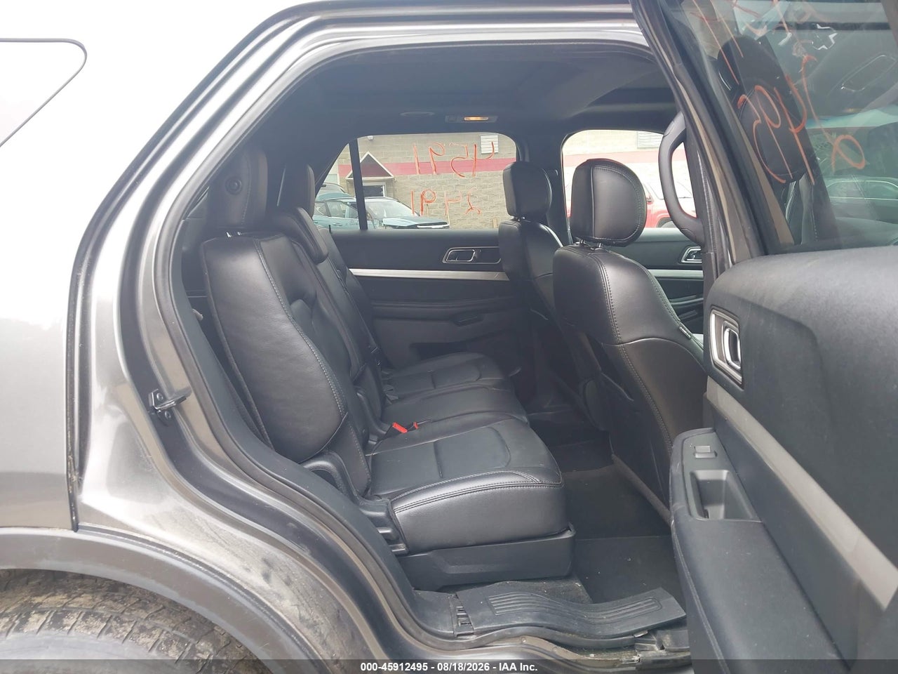 1FM5K8D86HG****** · 2017 FORD EXPLORER XLT · 8/11
