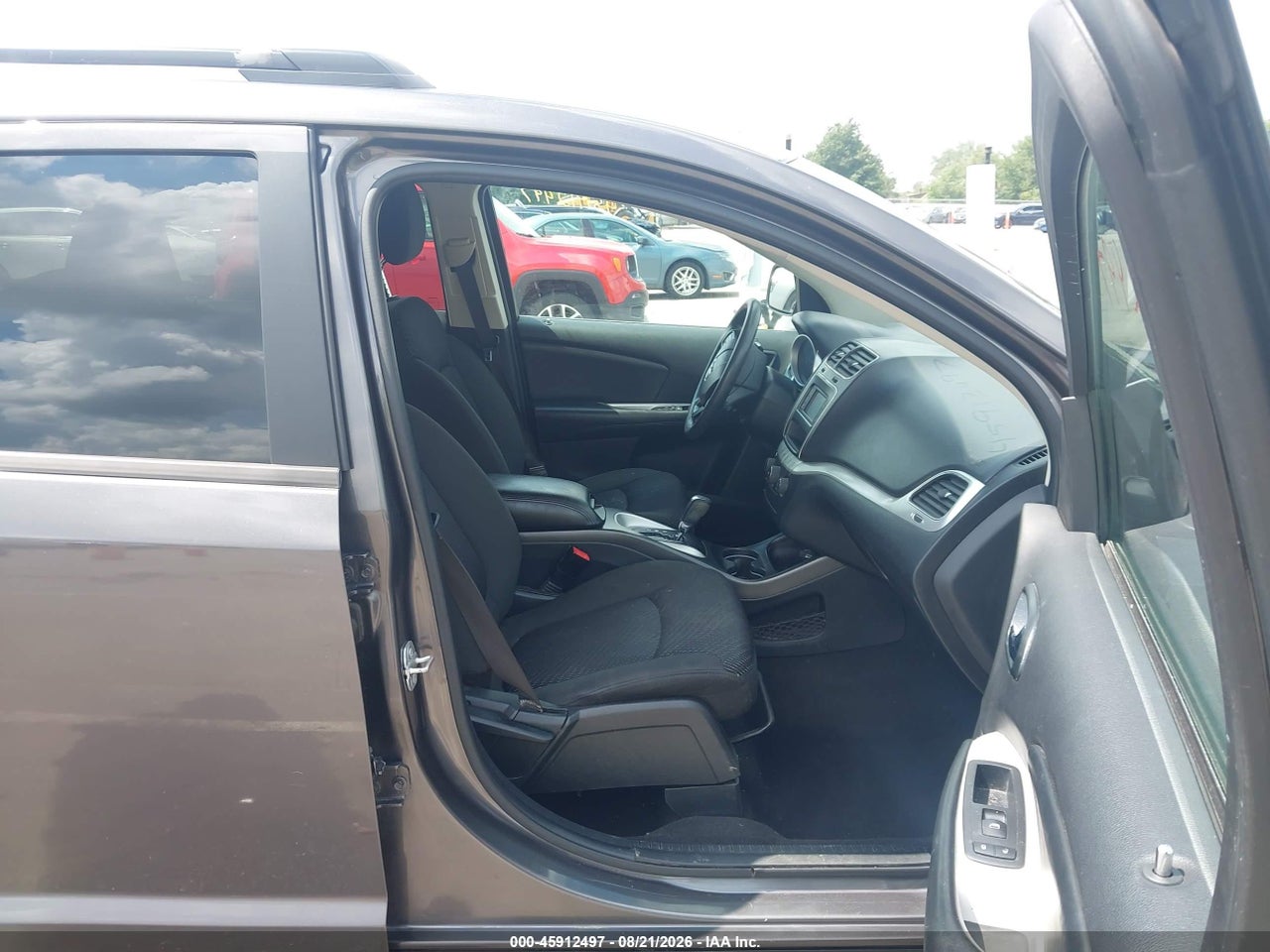 2018 DODGE JOURNEY SE · 5/11