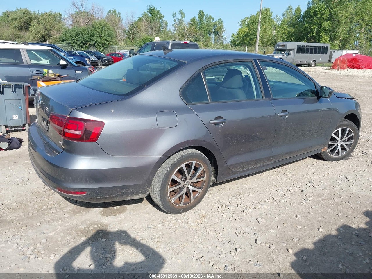 2016 VOLKSWAGEN JETTA 1.4T SE · 4/11