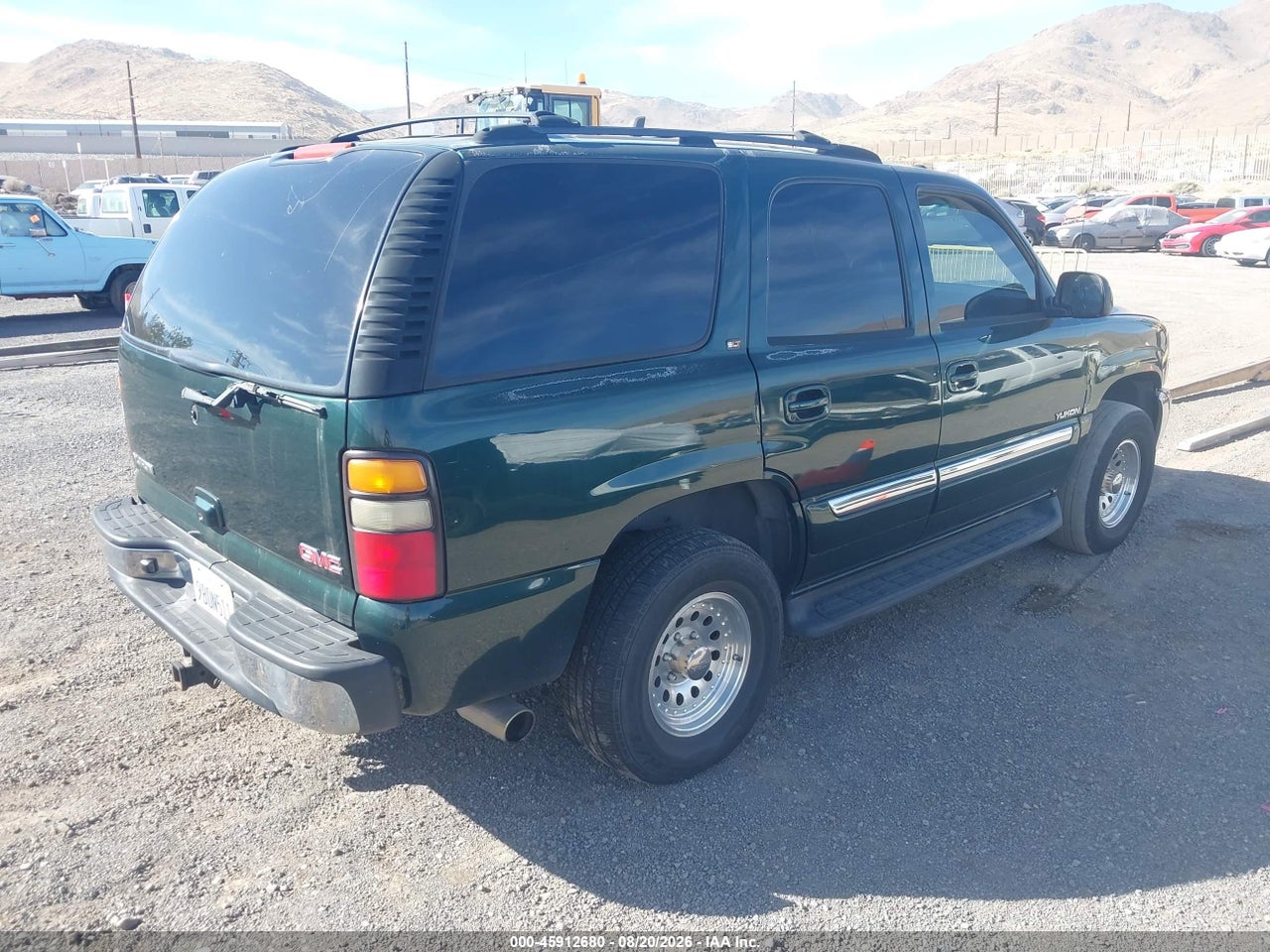 2004 GMC YUKON SLT · 4/11