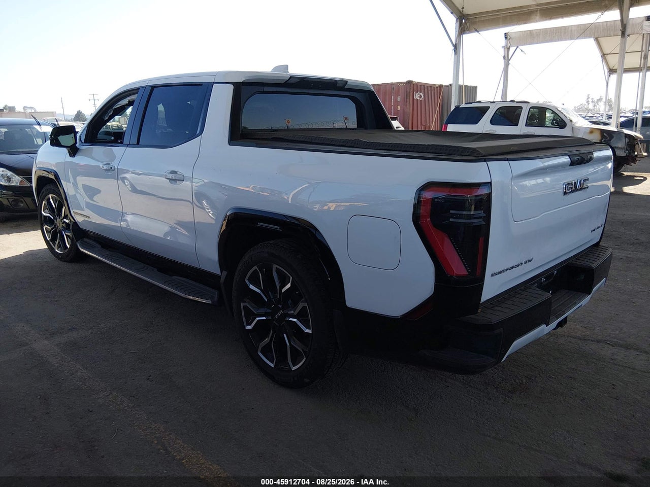 2025 GMC SIERRA EV EXTENDED RANGE DENALI · 3/10