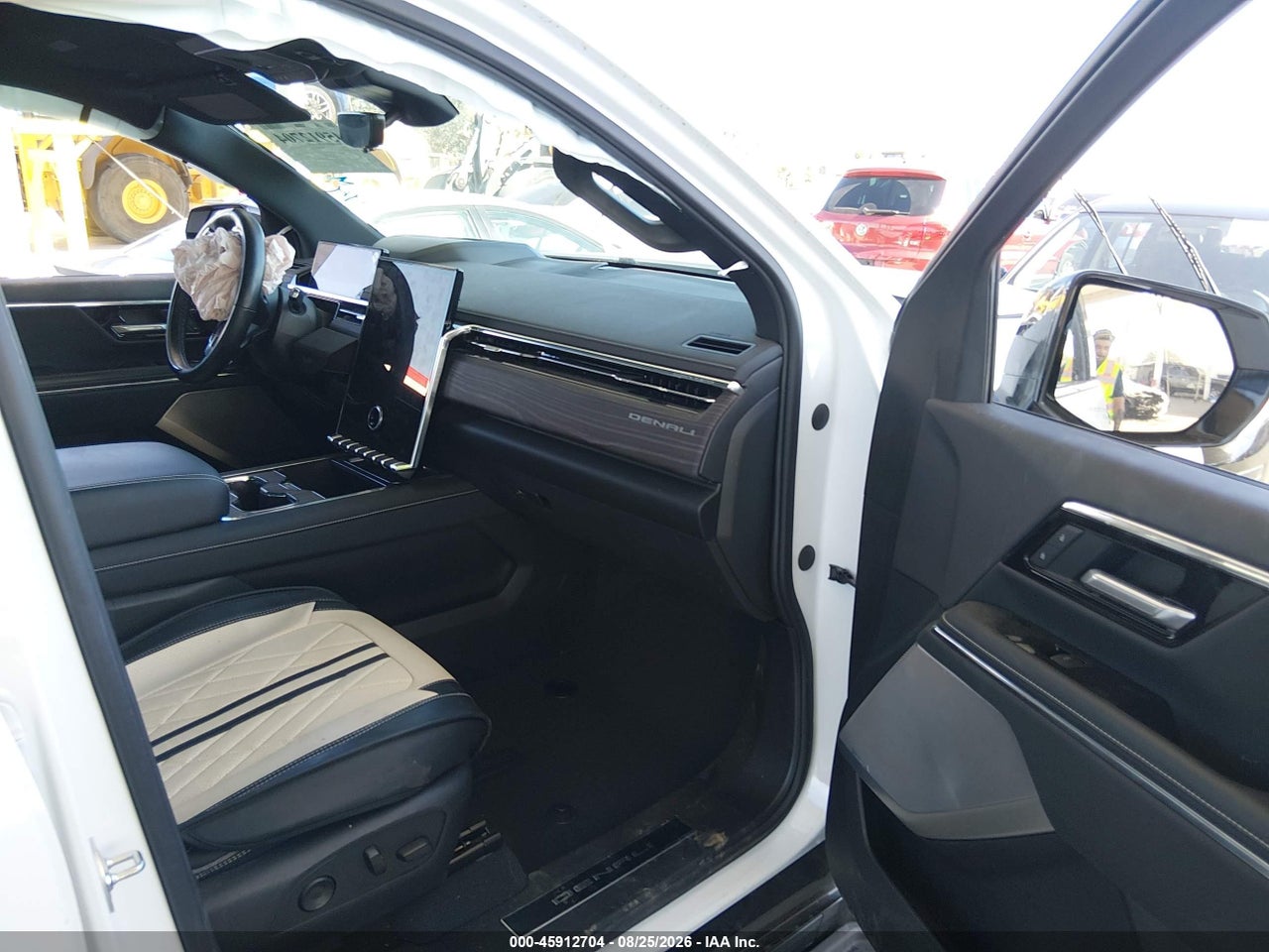 2025 GMC SIERRA EV EXTENDED RANGE DENALI · 5/10