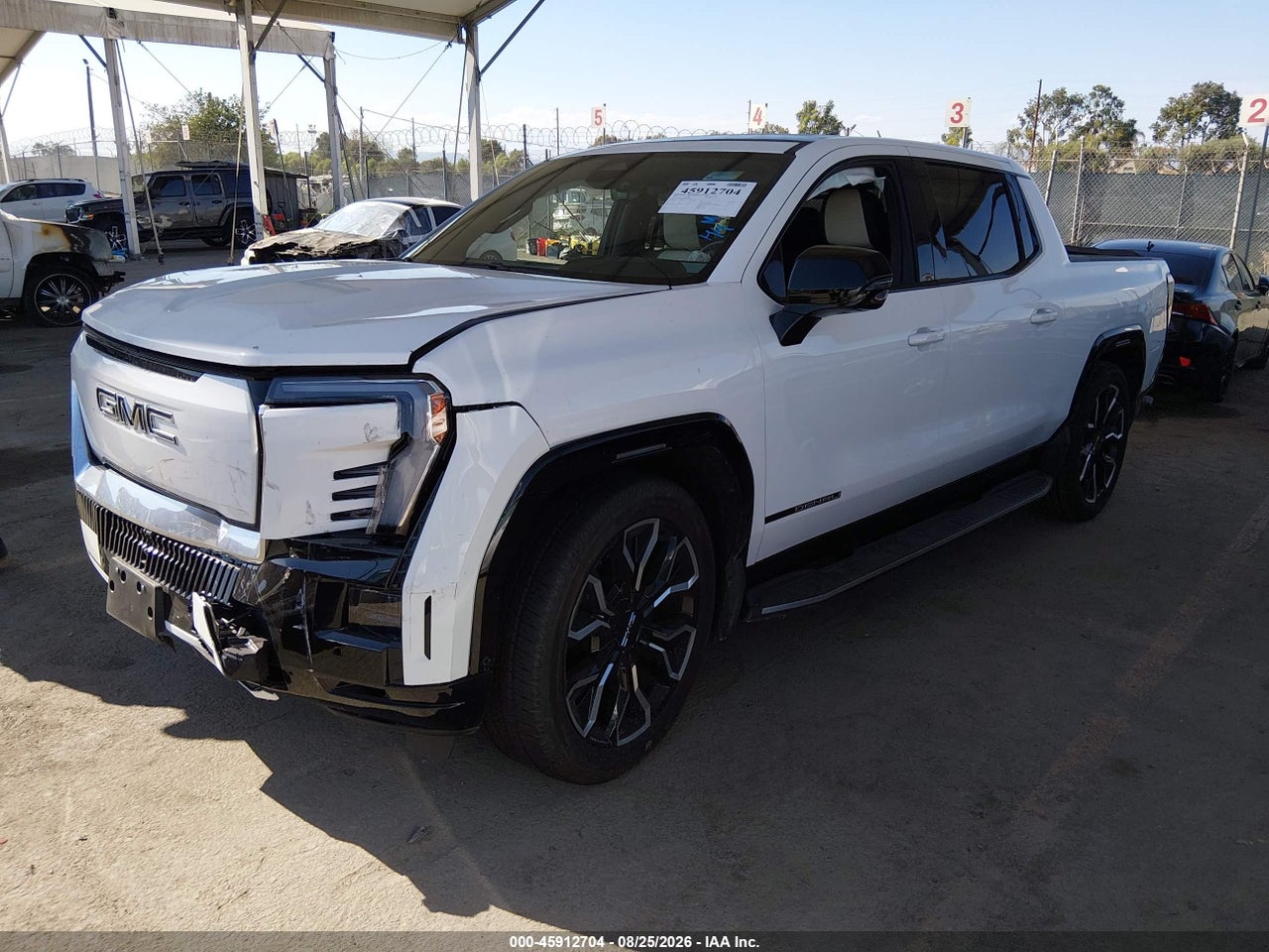 2025 GMC SIERRA EV EXTENDED RANGE DENALI · 2/10
