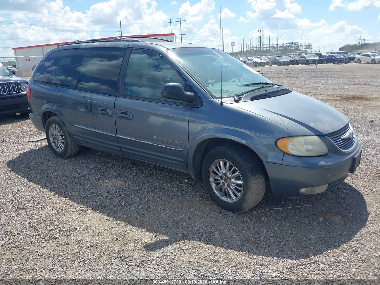 2C8GP64L21R****** · 2001 CHRYSLER TOWN &amp; COUNTRY LIMITED