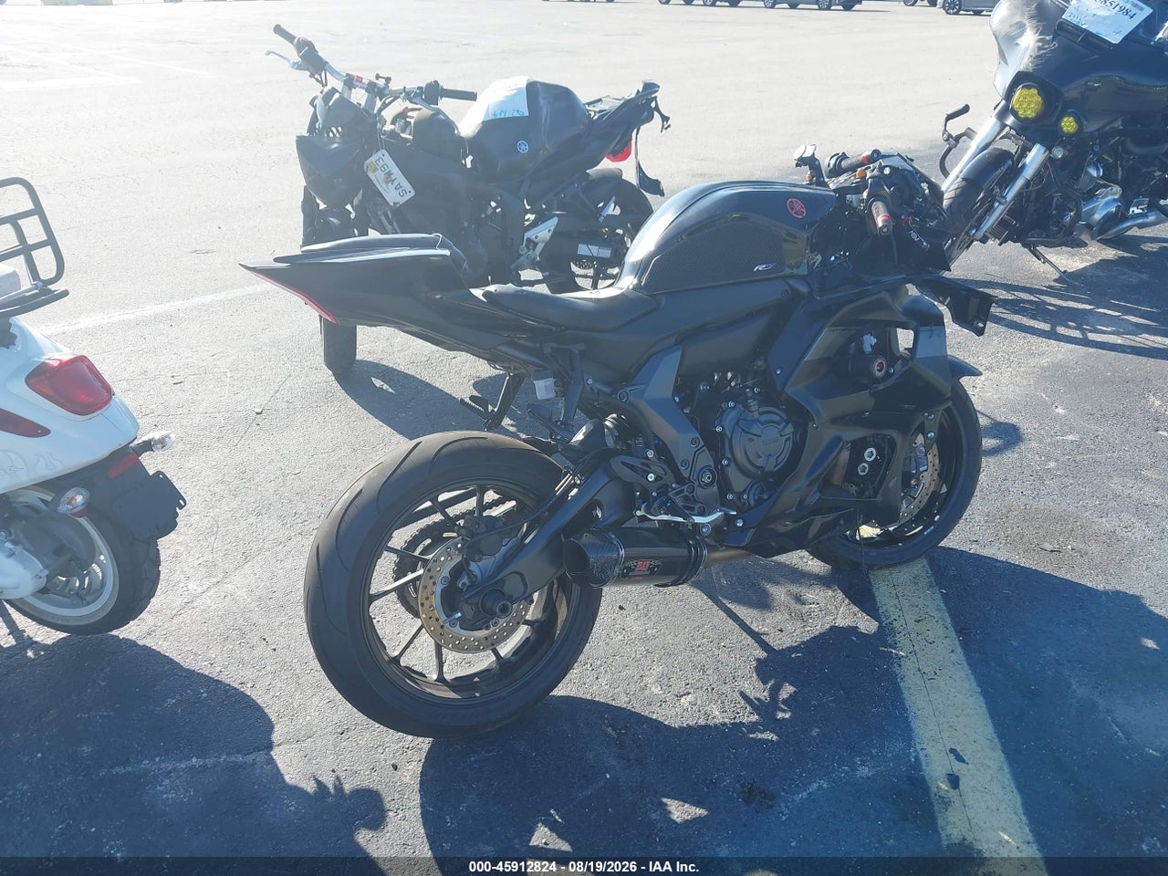 2025 YAMAHA YZFR7 · 4/10