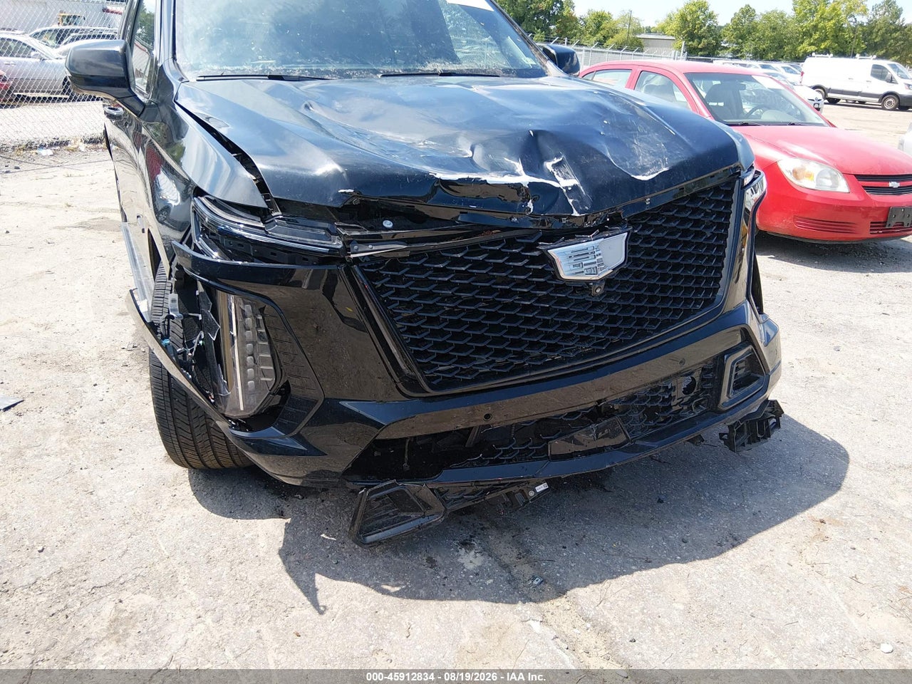 2025 CADILLAC ESCALADE ESV V-SERIES · 6/10