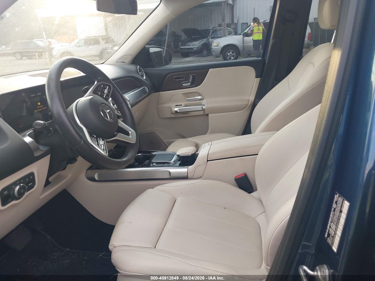 2021 MERCEDES-BENZ GLB 250 · 5/11