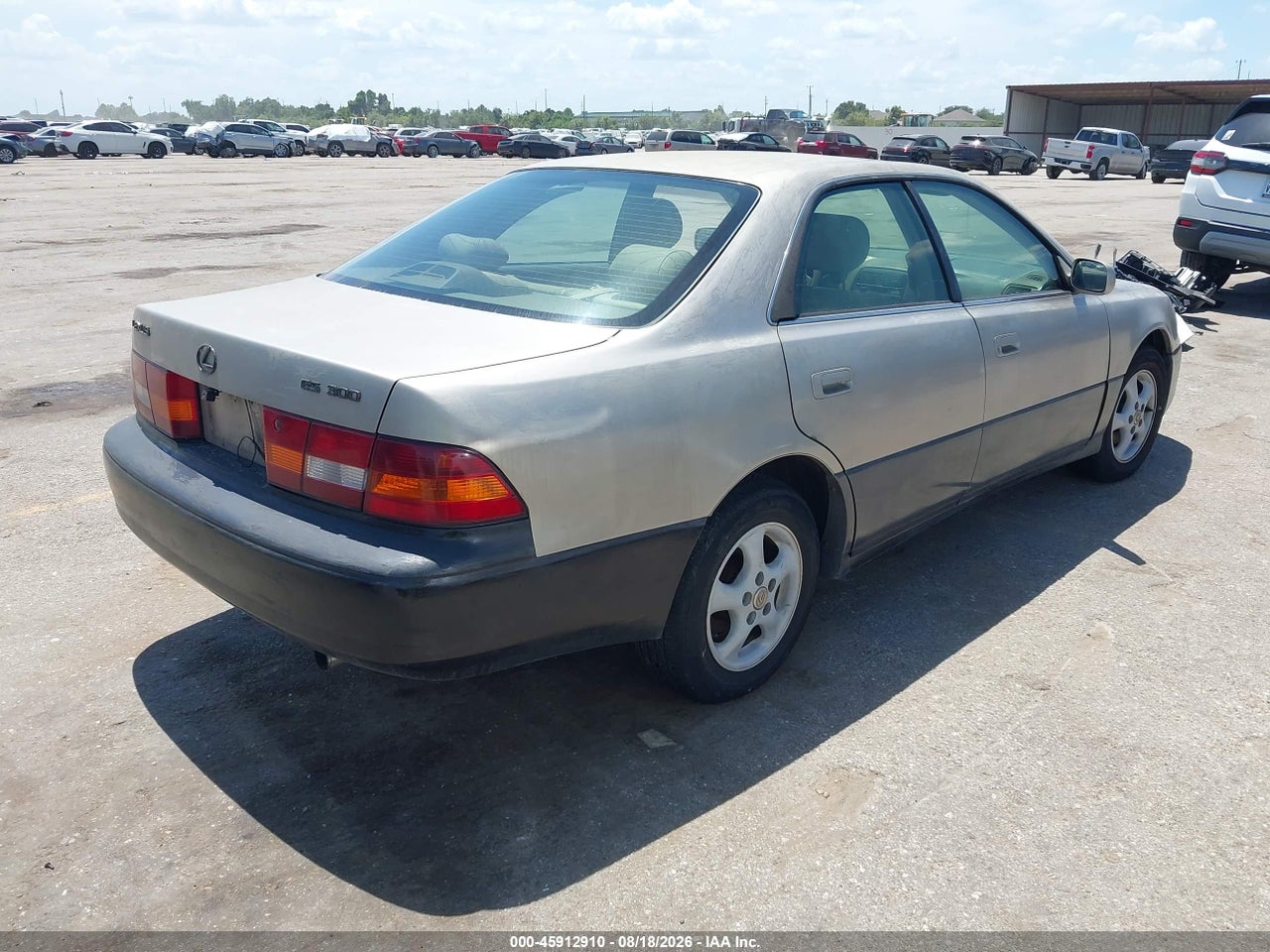 1999 LEXUS ES 300 · 4/11