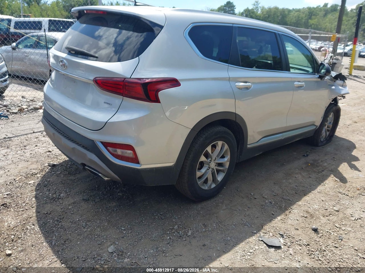 2019 HYUNDAI SANTA FE SE · 4/11